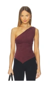 Peachy Den Womens Hot Chocolate The Amelia One-shoulder Stretch-jersey Top In Red