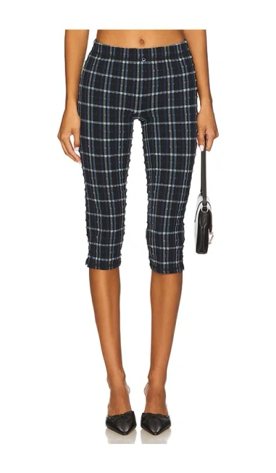 Peachy Den The Cindy Capris In Blue