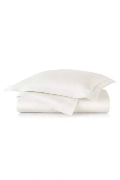 Peacock Alley Montauk Matelassé Coverlet In White