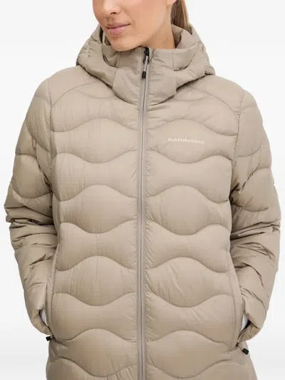 Peak Performance Quilted Hooded Jacket In Neutral