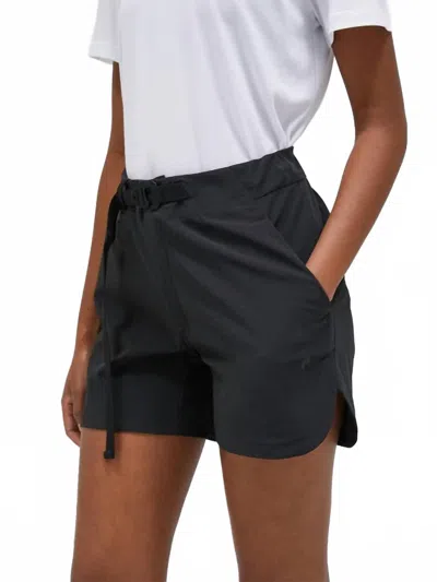 Peak Performance Vislight Light Shorts In Black