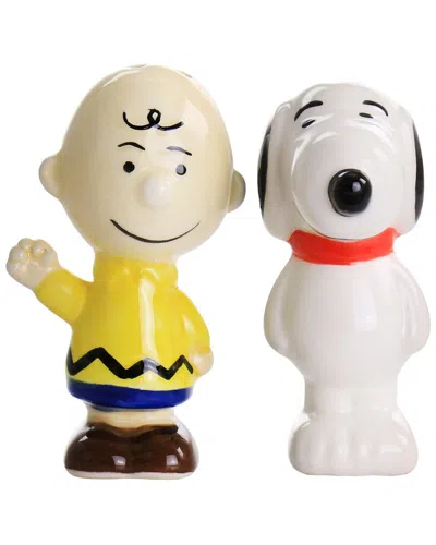 Peanuts Dnu  Charlie Brown & Snoopy Figurine Salt & Pepper Shaker Set