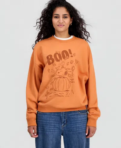 Peanuts Juniors' Snoopy Pumpkin Graphic Print Sweatshirt In Caramel