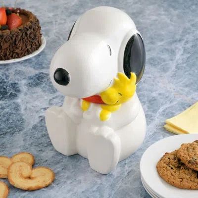 Peanuts Snoopy Cookie Jar In Multi