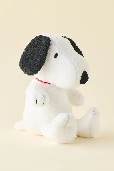 Peanuts Snoopy Cuteeze Plushie In White At Urban Outfitters