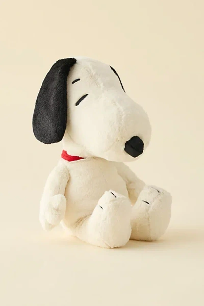Peanuts Steiff  Snoopy Plushie In White At Urban Outfitters