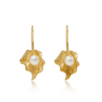Pearls Of The Orient Online Women's Gold / White Vita Cultured Freshwater Pearl Leaf Earrings In Gold Plated Silver