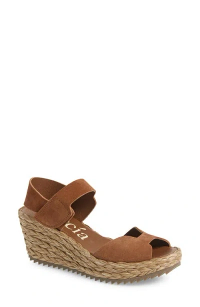 Pedro Garcia Fama Ankle Strap Wedge Sandal In Hazelnut Castoro