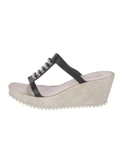 Pre-owned Pedro Garcia Leather Sandals In White