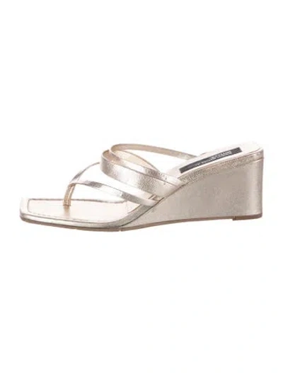Pre-owned Pedro Garcia Leather T-strap Sandals
