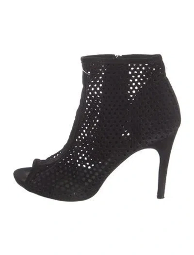 Pre-owned Pedro Garcia Suede Lasercut Accents Pumps In Black