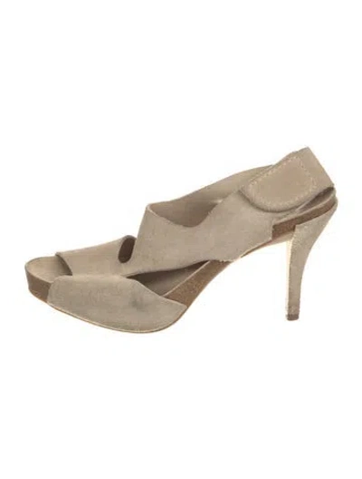 Pre-owned Pedro Garcia Suede Mules In Neutral