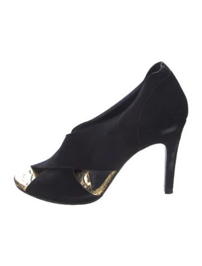 Pre-owned Pedro Garcia Suede Printed Pumps In Black