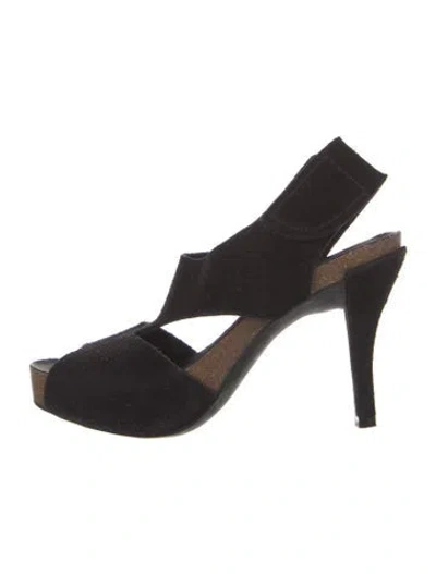 Pre-owned Pedro Garcia Suede Slingback Pumps In Black
