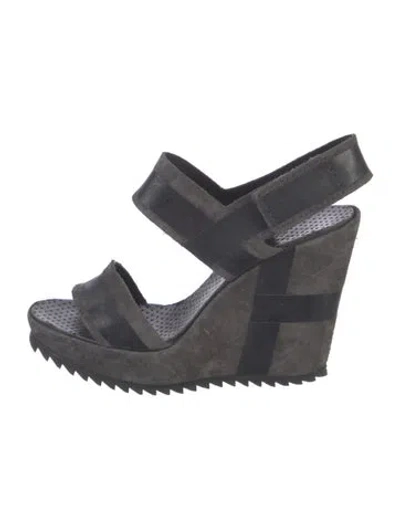 Pre-owned Pedro Garcia Suede Slingback Pumps In Black