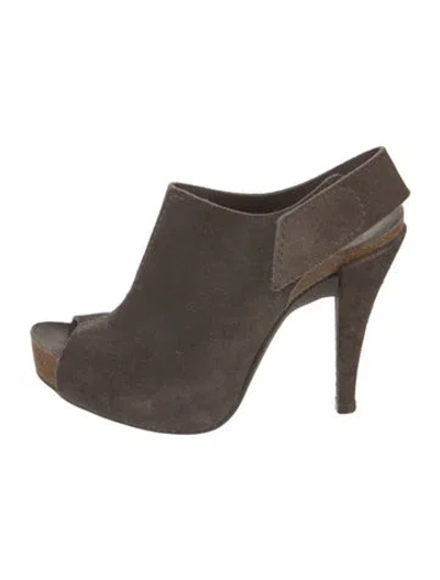 Pre-owned Pedro Garcia Suede Slingback Pumps In Brown