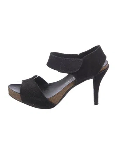 Pre-owned Pedro Garcia Suede Slingback Sandals In Black