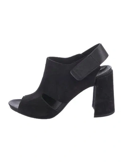 Pre-owned Pedro Garcia Suede Slingback Sandals In Black