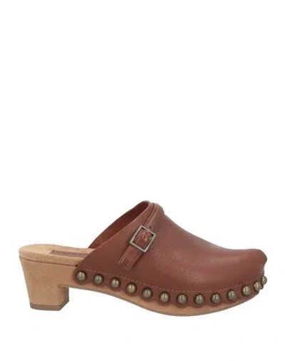 Pedro Garcia Pedro García Woman Mules & Clogs Brown Size 6 Cowhide