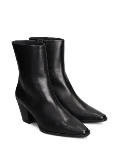 Pedro Miralles Pointed-toe Ankle Boots In Black
