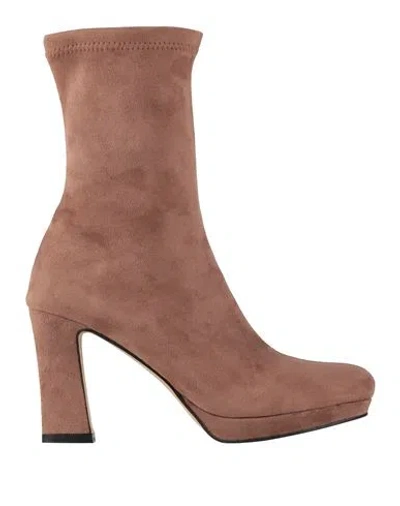 Pedro Miralles Woman Boot Light Brown Size 7 Leather