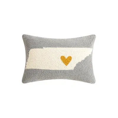 Peking Handicraft Heart In Tennessee Wool Hook Throw Pillow