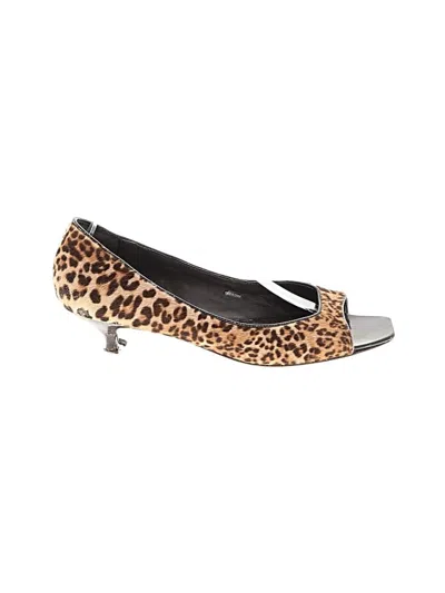 Pre-owned Pelle Moda Flats In Brown