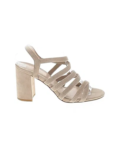 Pre-owned Pelle Moda Sandals In Tan