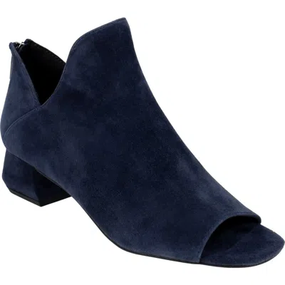 Pelle Moda Vaneza Open Toe Sandal In Blue