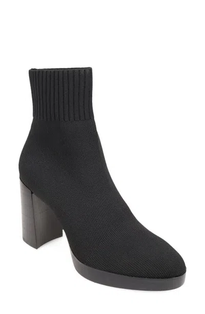 Pelle Moda Vonni Platform Bootie In Black