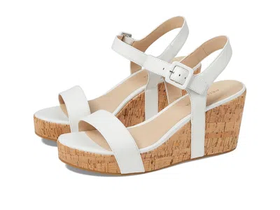 Pelle Moda Wiltz In White