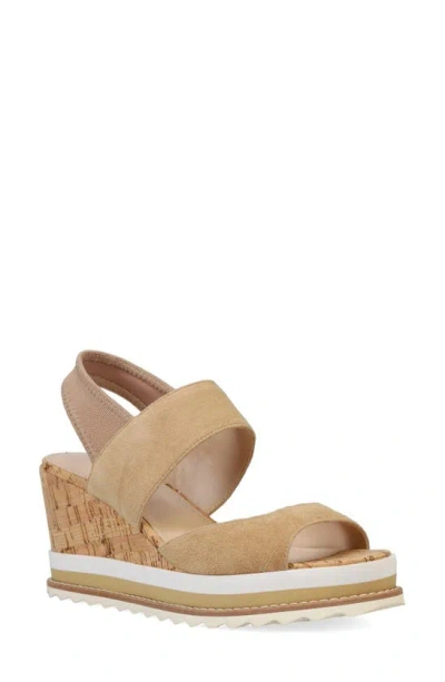 Pelle Moda Winta Platform Wedge Sandal In Latte