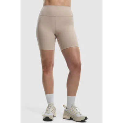 Peloton Cadent Lined High Rise Pocket Bike Short 7" In Goat