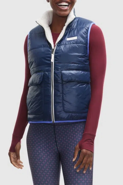 Peloton Cozy Fleece Reversible Vest In Deep Navy