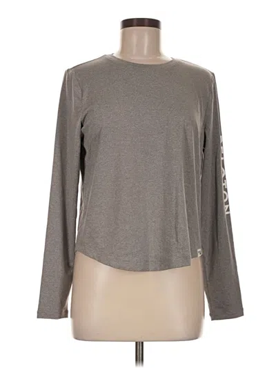 Pre-owned Peloton Long Sleeve T-shirt In Gray