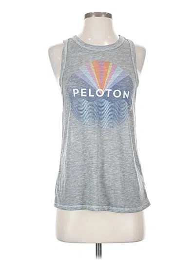 Pre-owned Peloton Sleeveless T-shirt In Gray