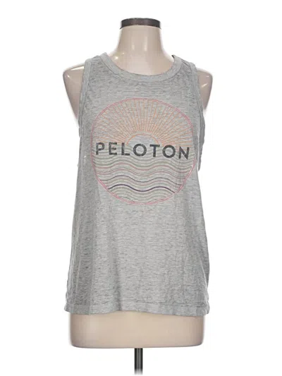 Pre-owned Peloton Sleeveless T-shirt In Gray