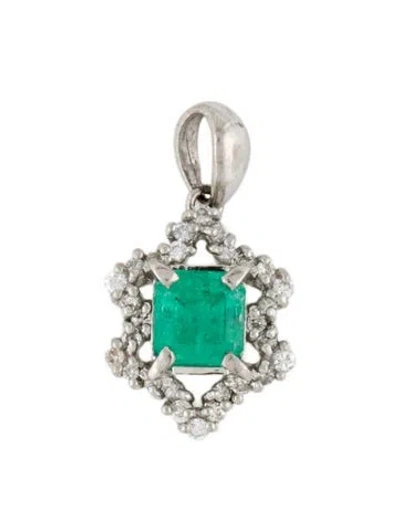 Pre-owned Pendant Platinum Emerald & Diamond , 0.75" In Multi