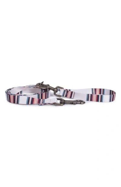 Pendleton Adventure Leash In Multi