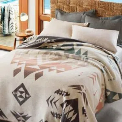 Pendleton Agate Beach Blanket