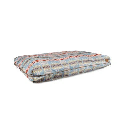 Pendleton All Season Pet Napper In Harding Shale