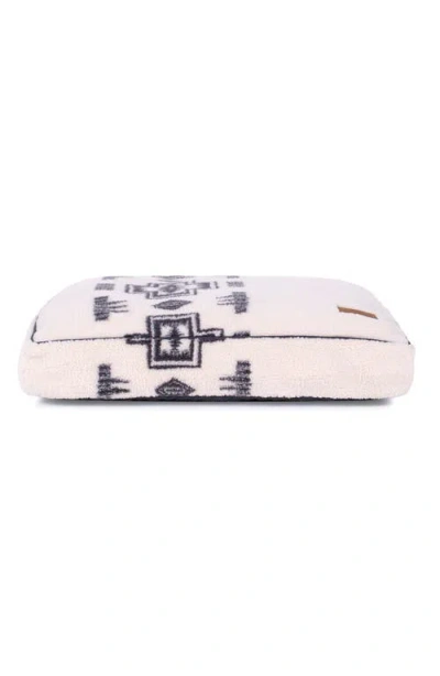 Pendleton Berber Napper Pet Bed In Neutral
