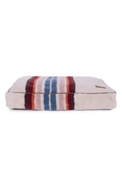 Pendleton Berber Napper Pet Bed In Multi