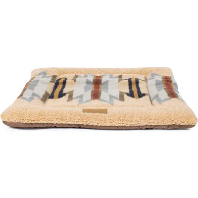 Pendleton Fleece Comfort Cushion In Pink