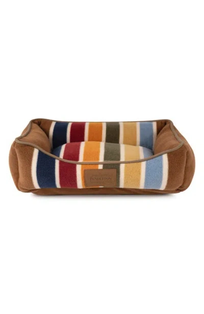 Pendleton Fleece Kuddler Pet Bed In Brown