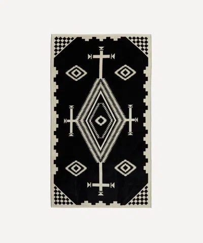 Pendleton Mens Oversized Jacquard Towel