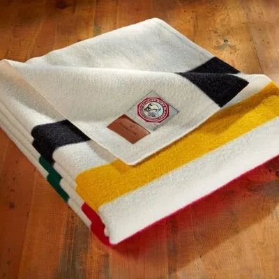 Pendleton National Parks  Blanket In White
