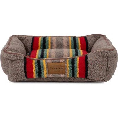 Pendleton Vintage Camp Fleece Kuddler Pet Bed In Mineral Umber