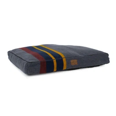 Pendleton Vintage Camp Pet Napper Dog Bed With Removable Cover In Blue