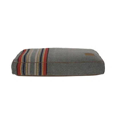 Pendleton Vintage Camp Pet Napper Dog Bed With Removable Cover In Heather Green